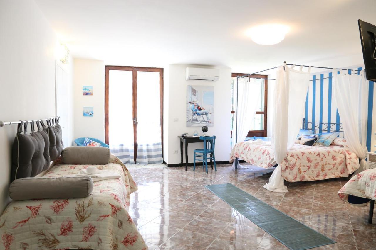 Albergo Del Centro Storico Salerno Exterior foto
